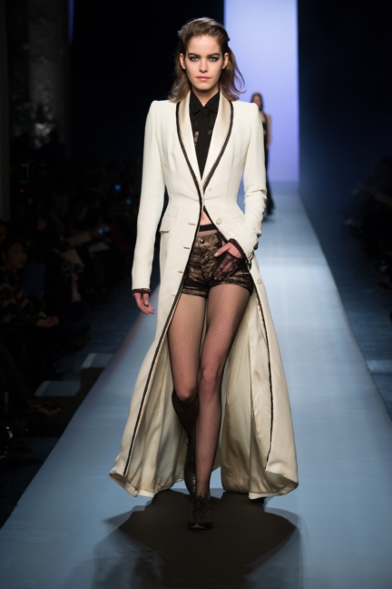 jean-paul-gaultier-paris-haute-couture-spring-summer-2015-runway-8