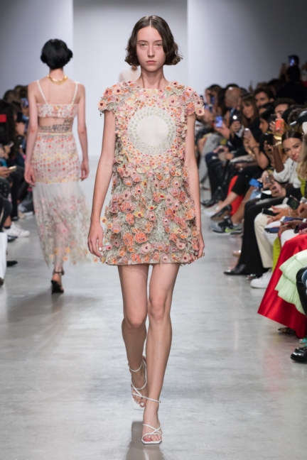 rahul-mishra-rtw-ss20-paris-7836