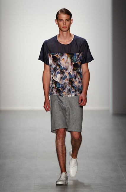 hien-le-mercedes-benz-fashion-week-berlin-spring-summer-2015-19