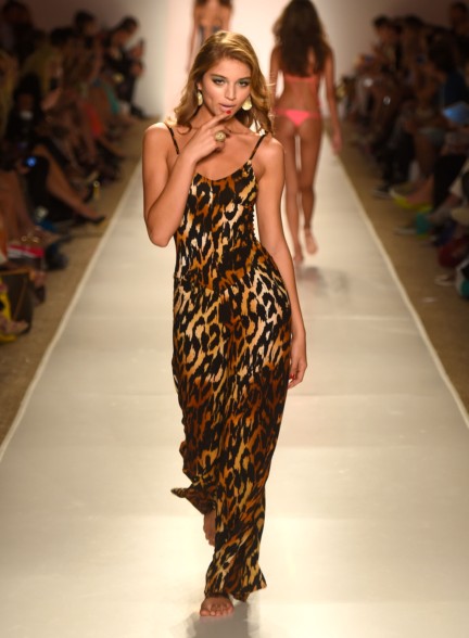 indah-mercedes-benz-fashion-week-miami-swim-2015-22