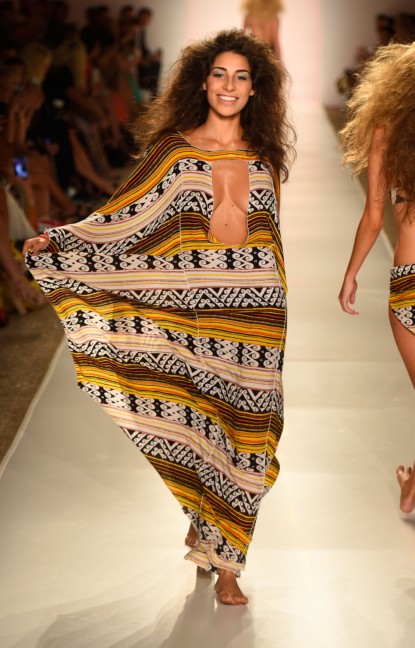 indah-mercedes-benz-fashion-week-miami-swim-2015-33