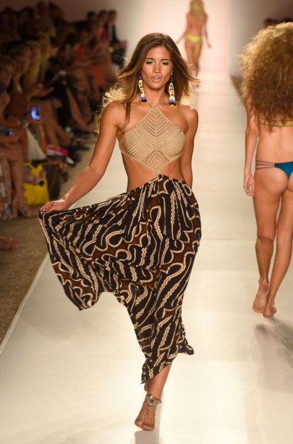 indah-mercedes-benz-fashion-week-miami-swim-2015-66