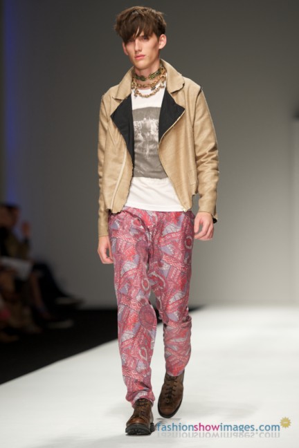 jack_hardy_lfw2010_dsc8885