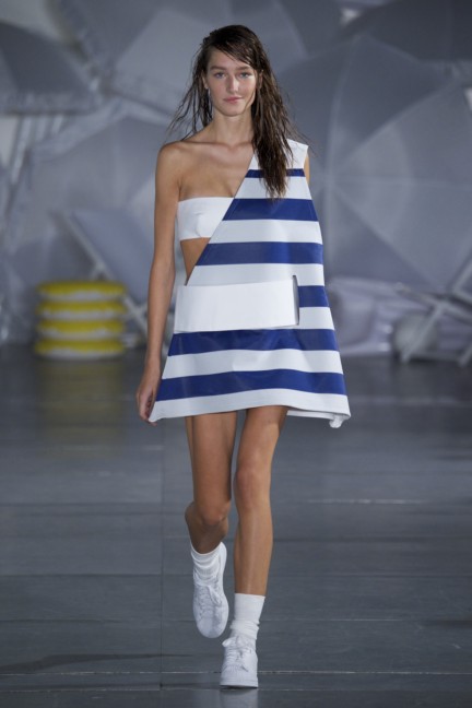 jacquemus-paris-fashion-week-spring-summer-2015-16