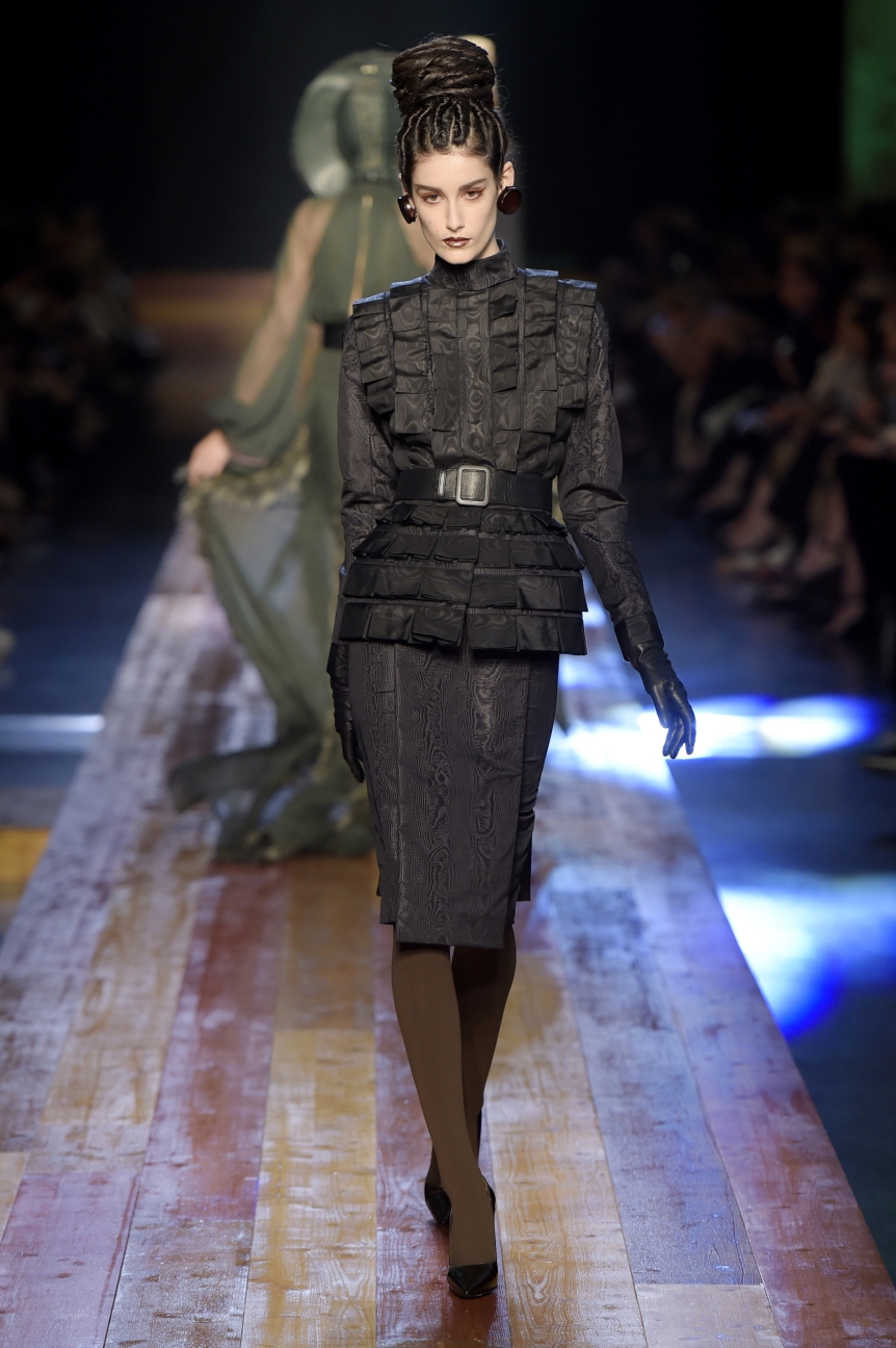 jean-paul-gaultier-haute-couture-aw-16-runway-20