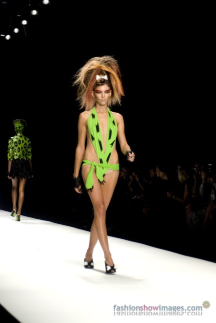 jeremy_scott00017