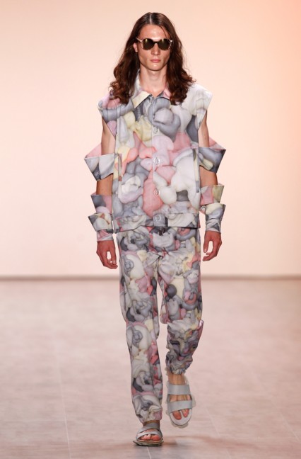 julian-zigerli-mercedes-benz-fashion-week-berlin-spring-summer-2015-31