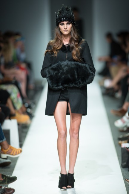 kat-van-duinen-south-africa-fashion-week-autumn-winter-2015-6