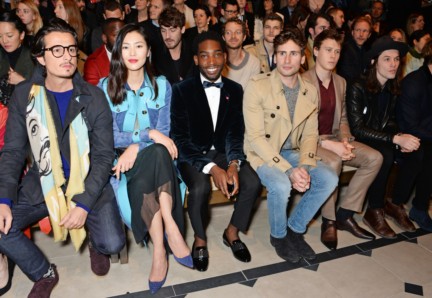 liu-wen-al-mustafa-tinie-tempah-and-edward-holcroft-on-the-front-row-at-the-burberry-prorsum-autumn_winter-2015-show