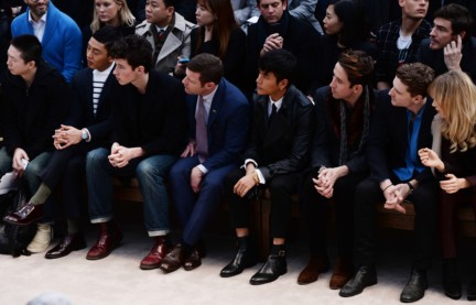 yu-ah-in-callum-turner-dermot-oleary-chen-kun-nick-grimshaw-george-barnett-and-suki-waterhouse-at-the-burberry-prorsum-menswear-autumn_winter-2014-show