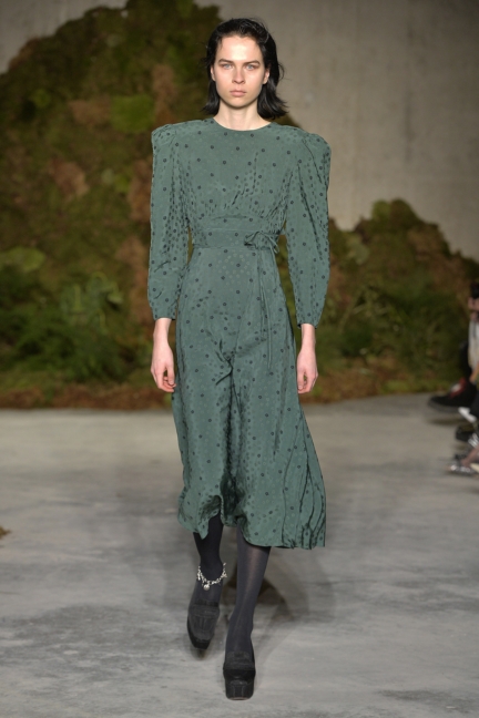 alexachung-aw19-look-19