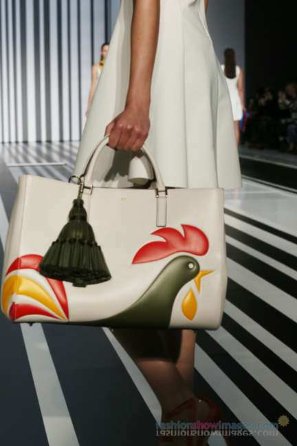 anya-hindmarch-london-fashion-week-autumn-winter-2014-00017