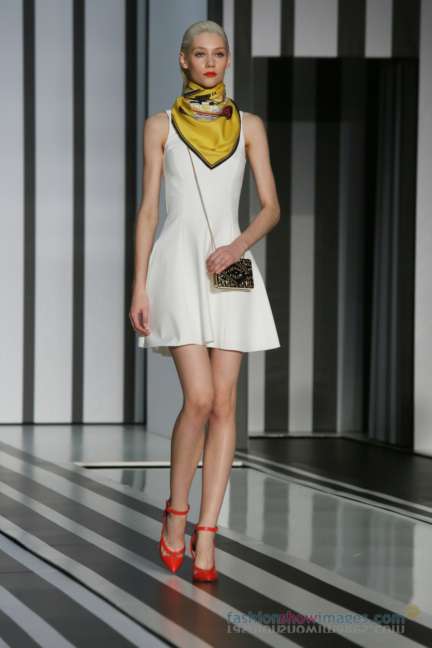 anya-hindmarch-london-fashion-week-autumn-winter-2014-00079