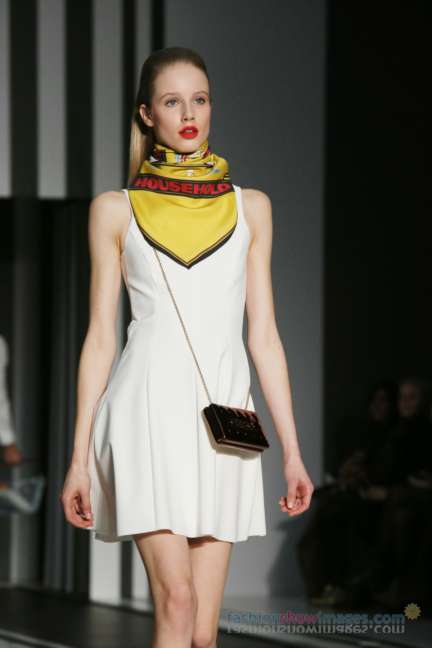 anya-hindmarch-london-fashion-week-autumn-winter-2014-00086