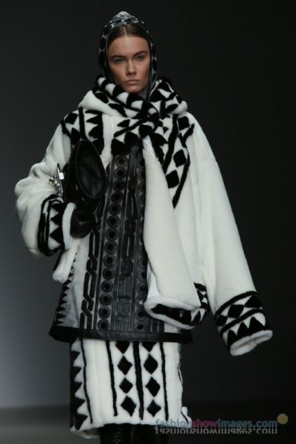 ktz-london-fashion-week-autumn-winter-2014-00027