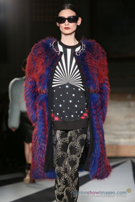 matthew-williamson-london-fashion-week-autumn-winter-2014-00056