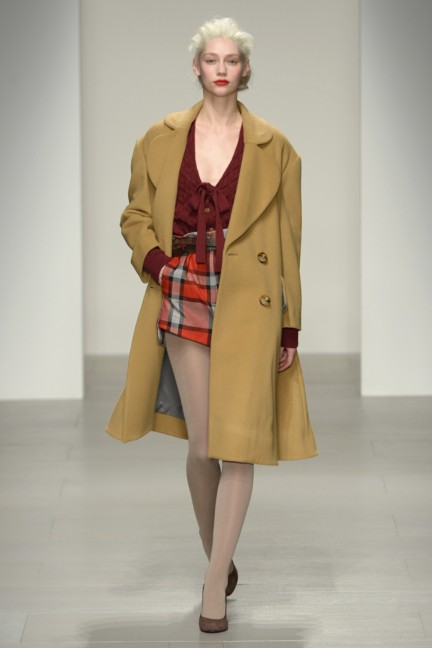 vivienne-westwood-red-label-london-fashion-week-autumn-winter-2014-00003