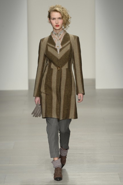 vivienne-westwood-red-label-london-fashion-week-autumn-winter-2014-00019