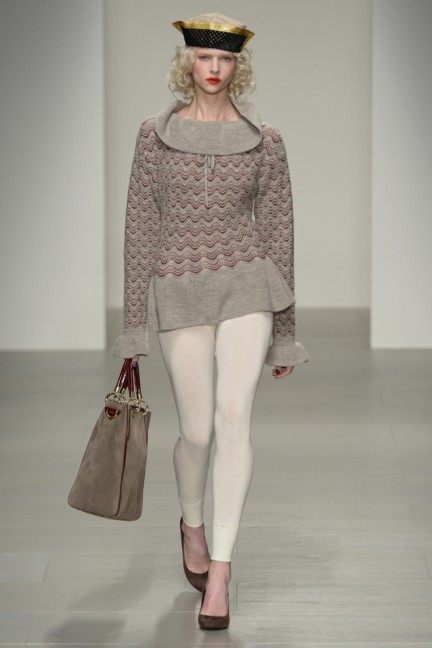 vivienne-westwood-red-label-london-fashion-week-autumn-winter-2014-00022