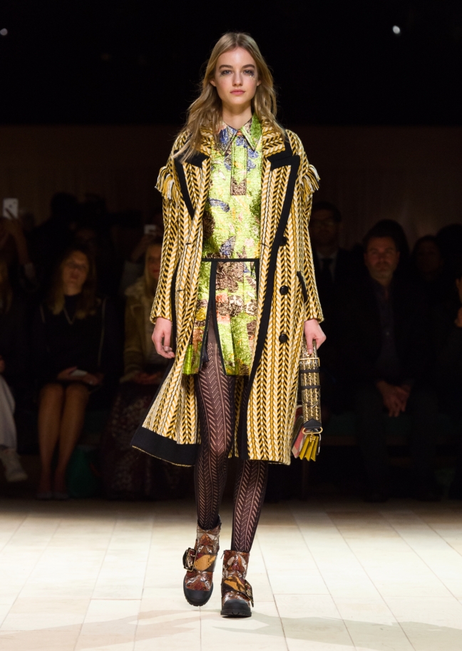 burberry-womenswear-february-2016-collection-look-51