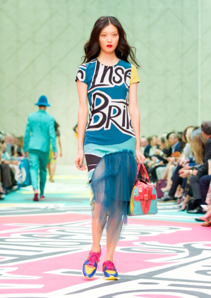 burberry-prorsum-womenswear-spring-summer-2015-collection-look-26