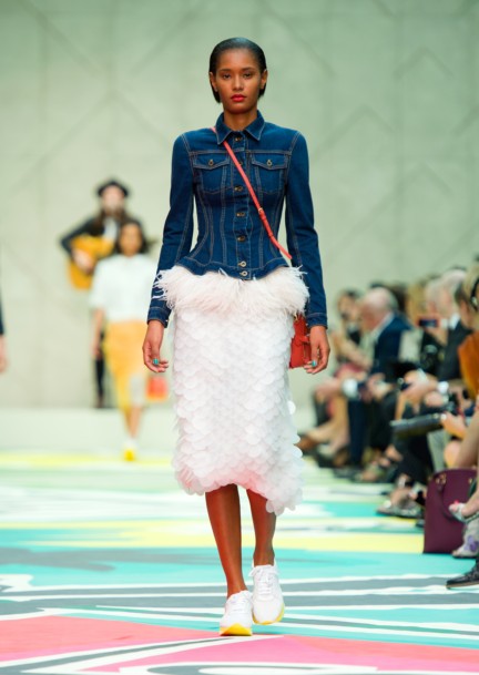 burberry-prorsum-womenswear-spring-summer-2015-collection-look-4