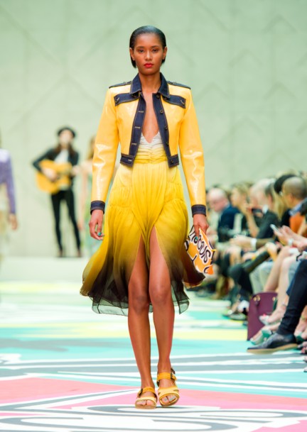 burberry-prorsum-womenswear-spring-summer-2015-collection-look-46