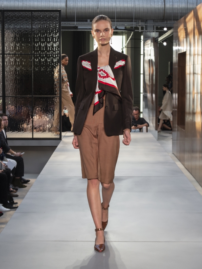 burberry-spring_summer-2019-collection-look-20
