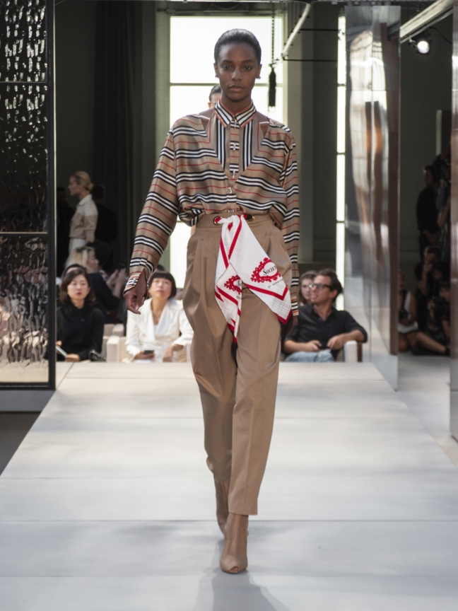 burberry-spring_summer-2019-collection-look-21