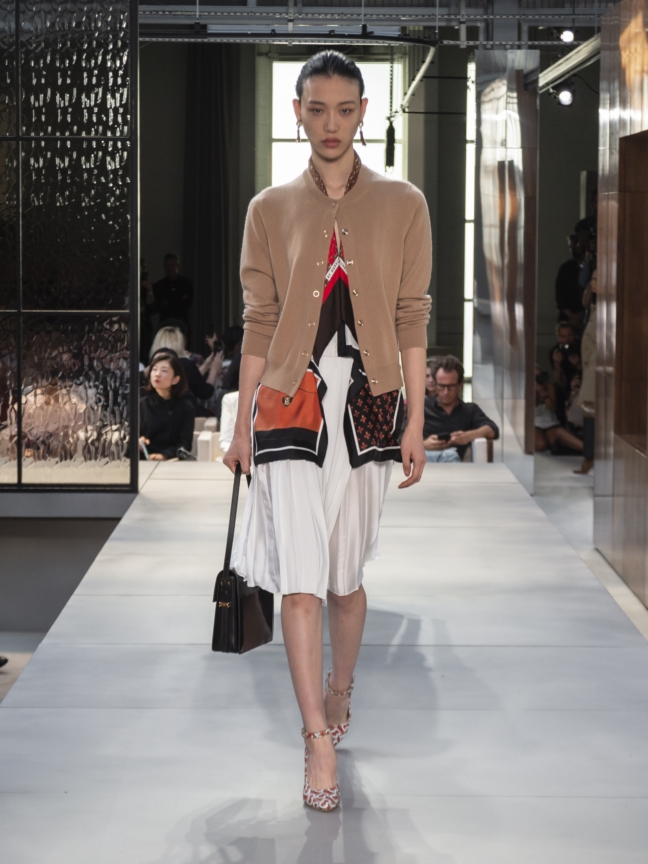 burberry-spring_summer-2019-collection-look-22