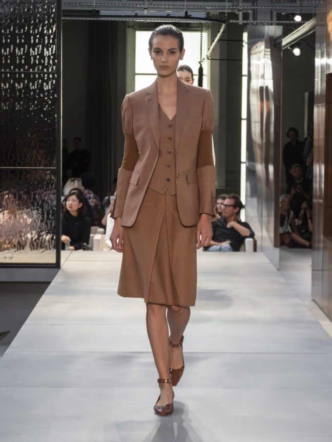 burberry-spring_summer-2019-collection-look-38