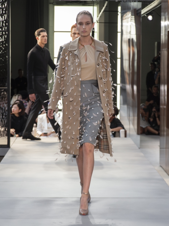 burberry-spring_summer-2019-collection-look-44