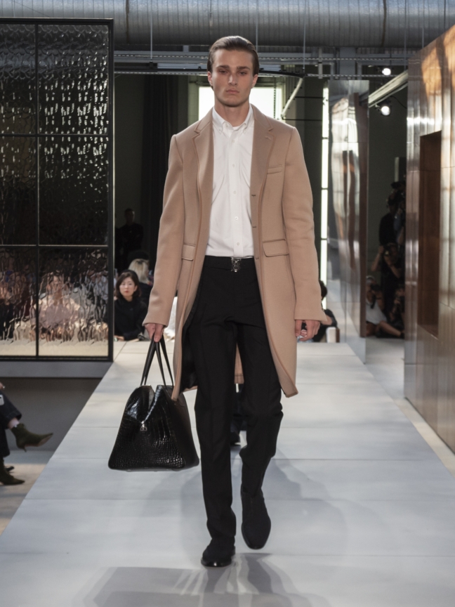 burberry-spring_summer-2019-collection-look-61
