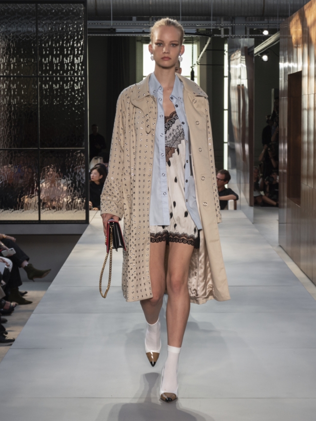 burberry-spring_summer-2019-collection-look-85