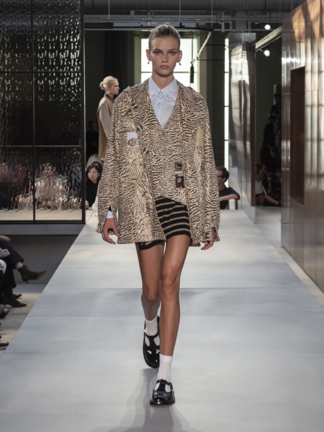 burberry-spring_summer-2019-collection-look-86