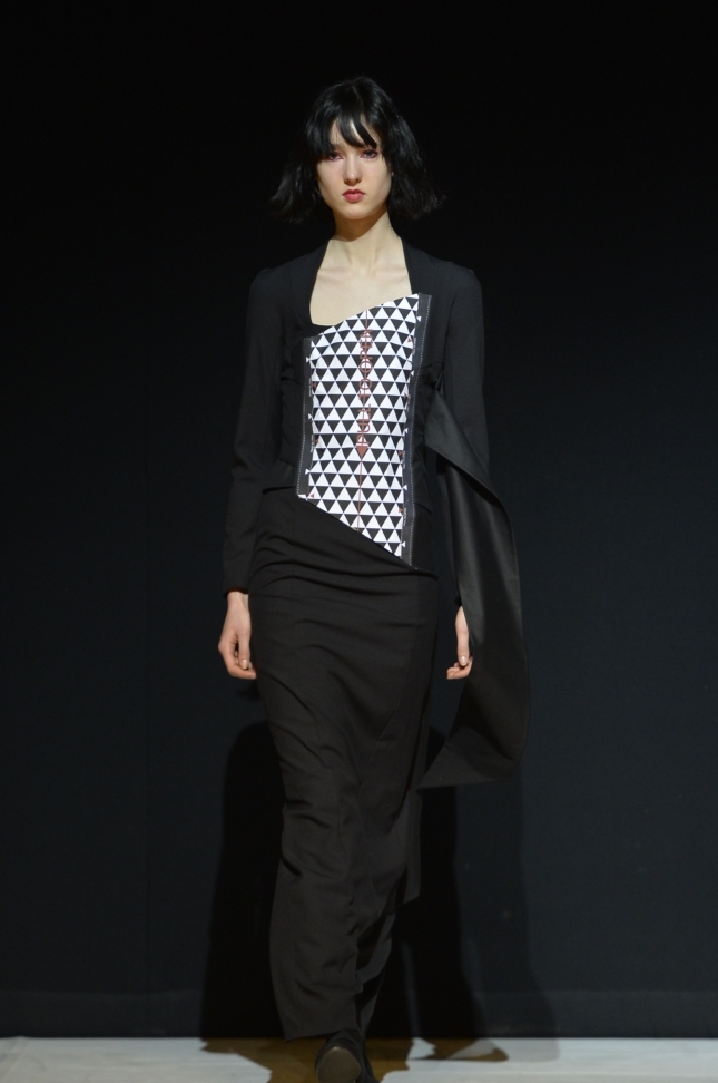 chalayan-london-fashion-week-autumn-winter-17-51