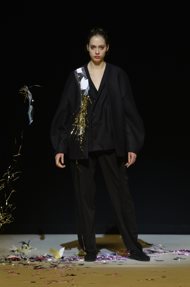 chalayan-london-fashion-week-autumn-winter-17-56