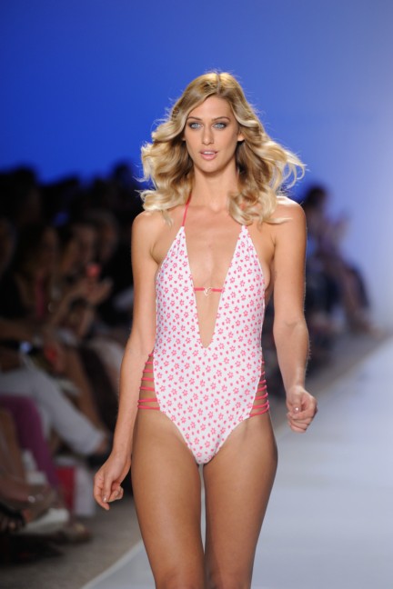 liliana-montoya-mbfw-miami-swim-2015-104