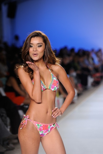 liliana-montoya-mbfw-miami-swim-2015-154