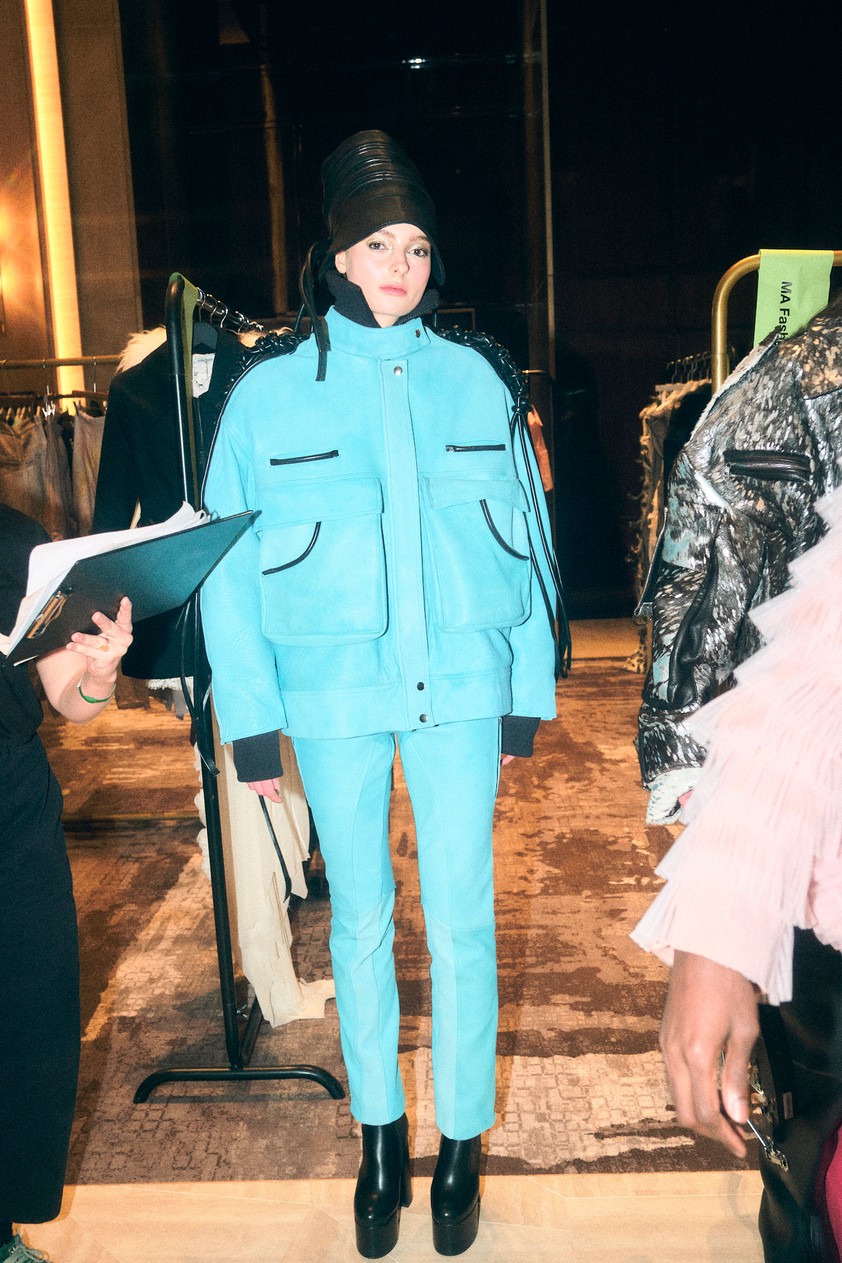 london-college-of-fashion-backstage-eeva-rinne-british-fashion-council-008_press