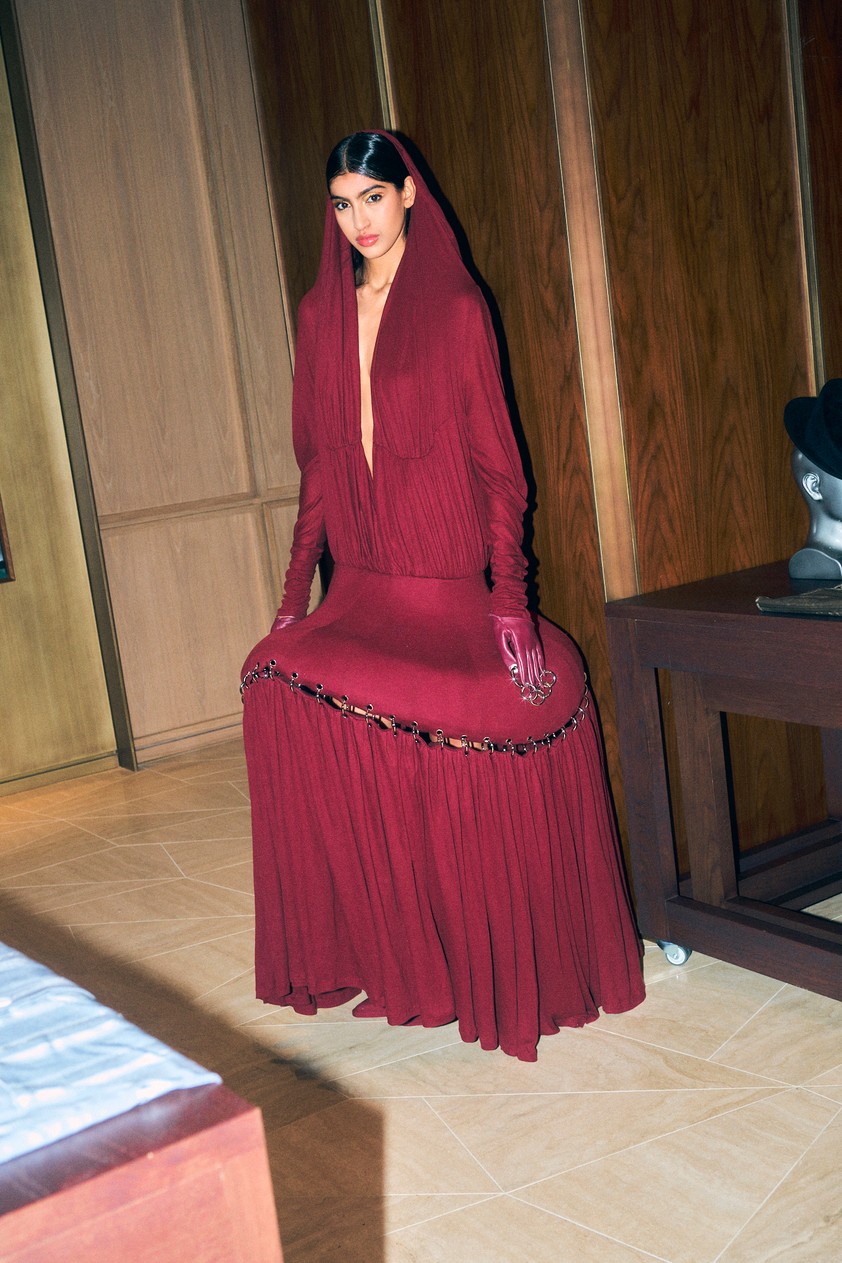 london-college-of-fashion-backstage-eeva-rinne-british-fashion-council-108_press