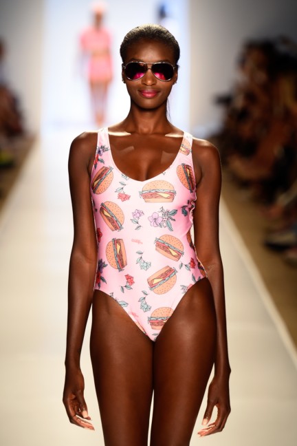 wildfox-mercedes-benz-fashion-week-miami-swim-2015-37