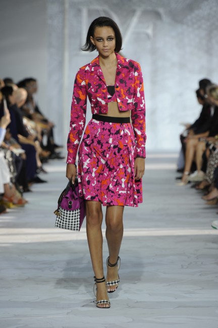 diane-von-furstenberg-new-york-fashion-week-spring-summer-2014-runway-33