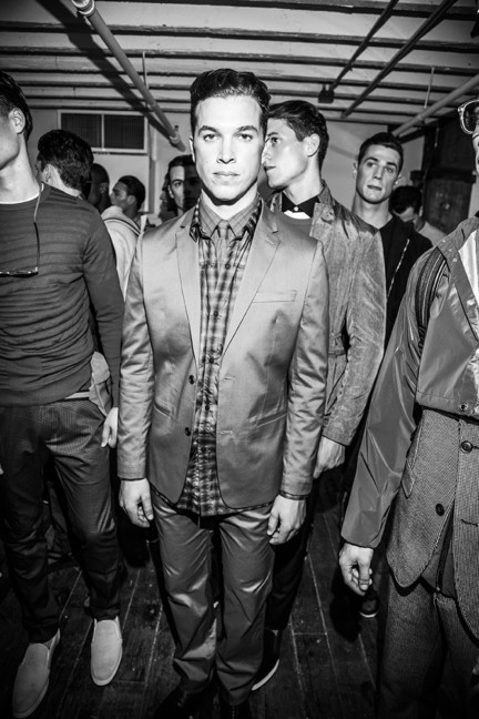 perryellis_ss15_backstage_model5