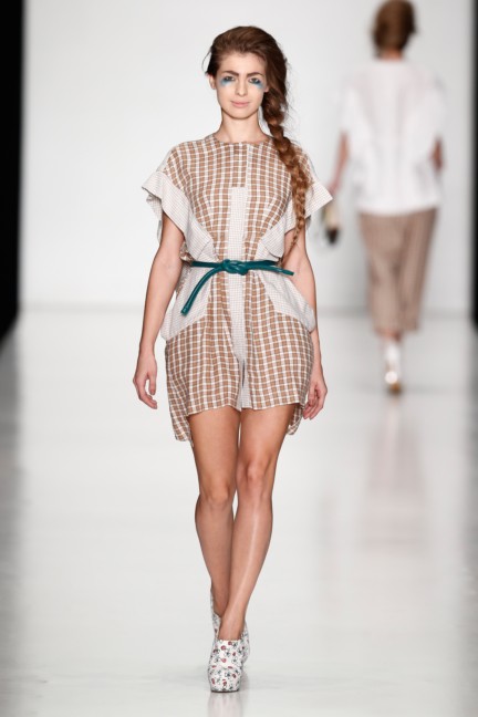 ss-2014-mercedes-benz-fashion-week-russia-belarus-fashion-week-19