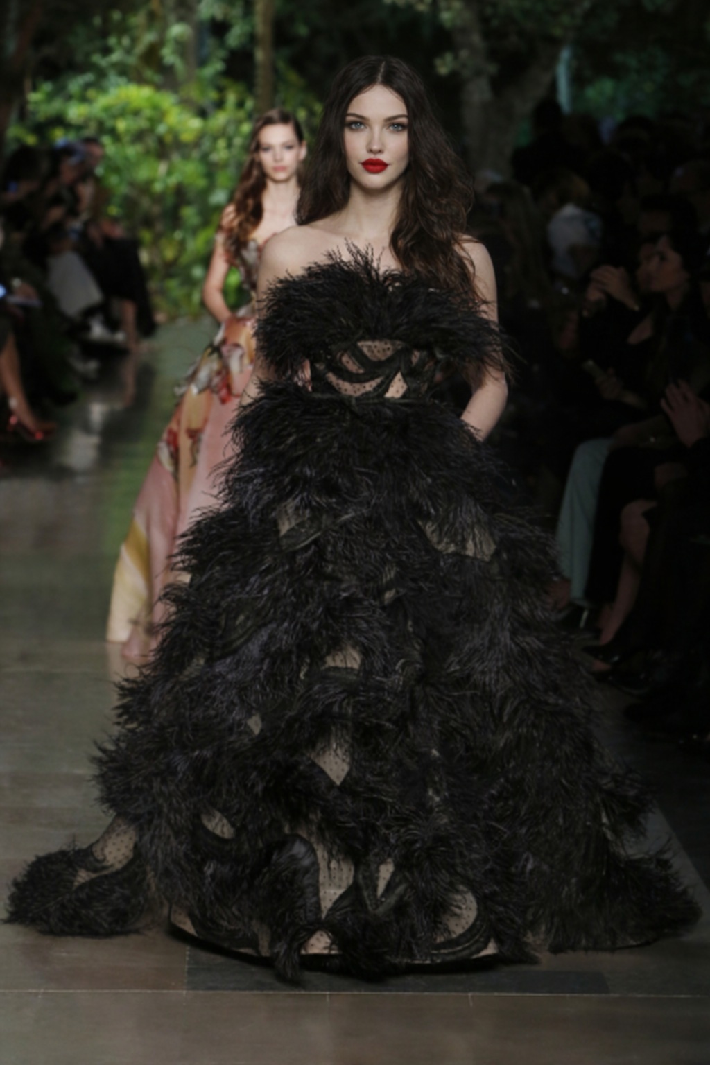 amanda-at-elie-saab-ss-15