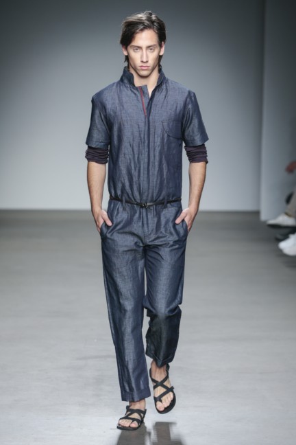 mevan-kaluaruchchi-mercedes-benz-fashion-week-amsterdam-spring-summer-2015-runway-11