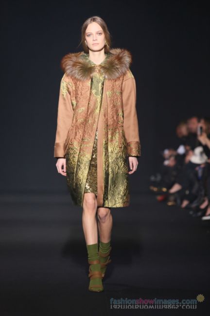 alberta-ferretti-milan-fashion-week-autumn-winter-2014-00007