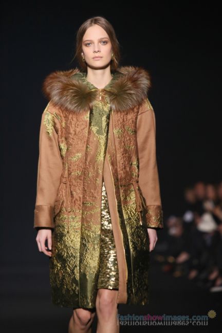 alberta-ferretti-milan-fashion-week-autumn-winter-2014-00008