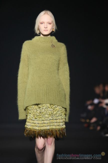 alberta-ferretti-milan-fashion-week-autumn-winter-2014-00020
